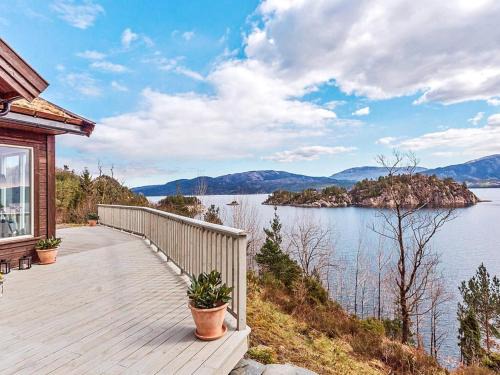 Sveio House | 4 star holiday home in Valevåg