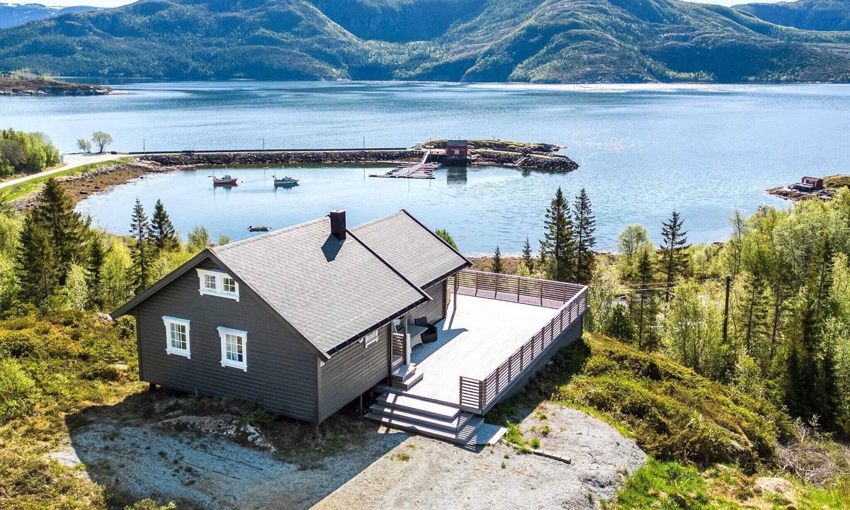 Naeroy House | 4 star holiday home in Naustbukta