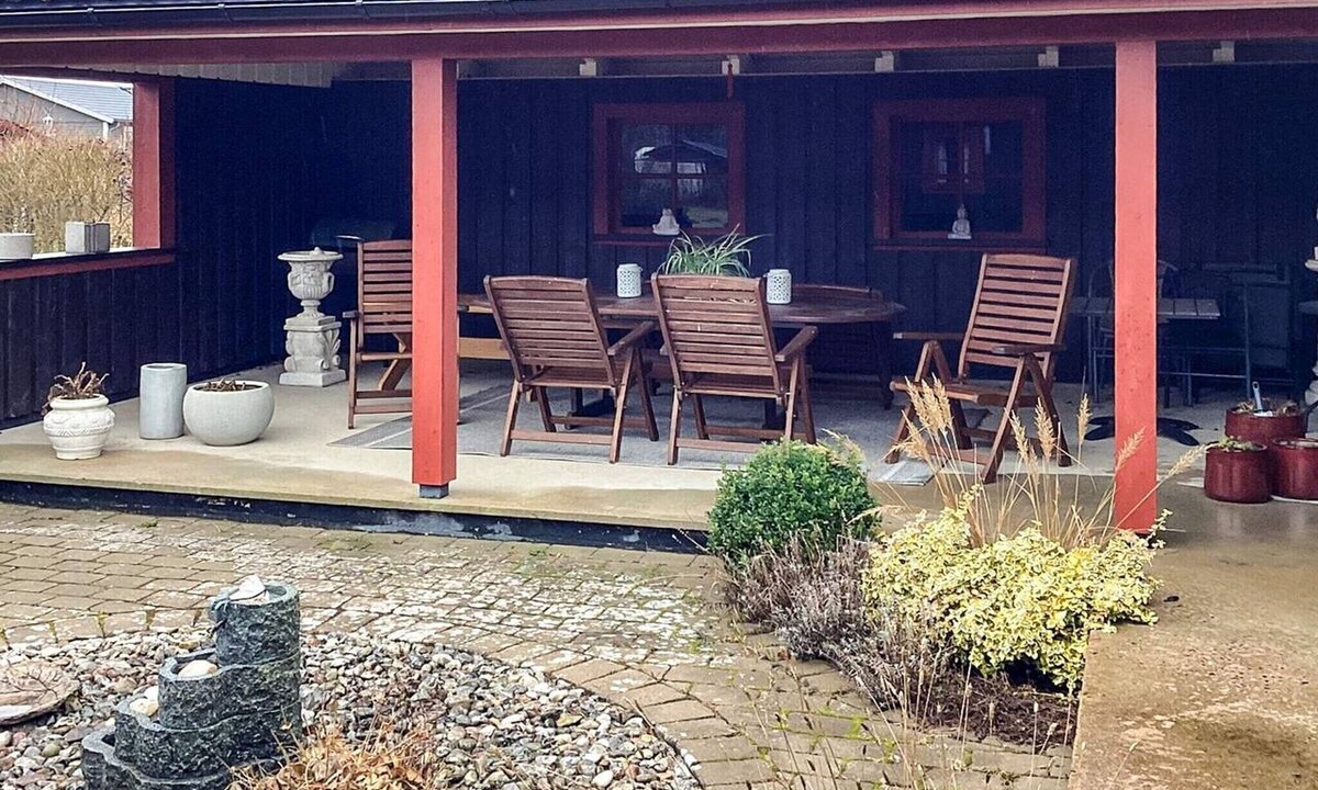 Eldsberga House | 4 star holiday home in ELDSBERGA