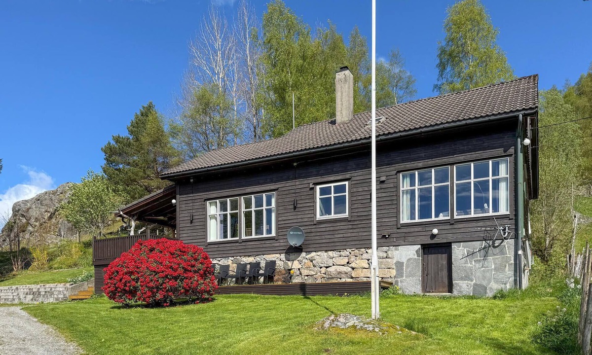 Kvinnherad House | 5 bedroom amazing home in Matre