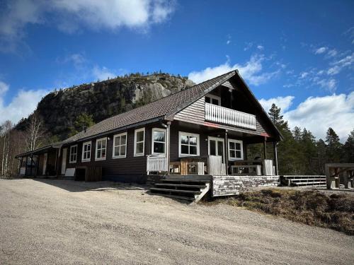 Kvinesdal Apartment | 5 person holiday home in TVINDLOG
