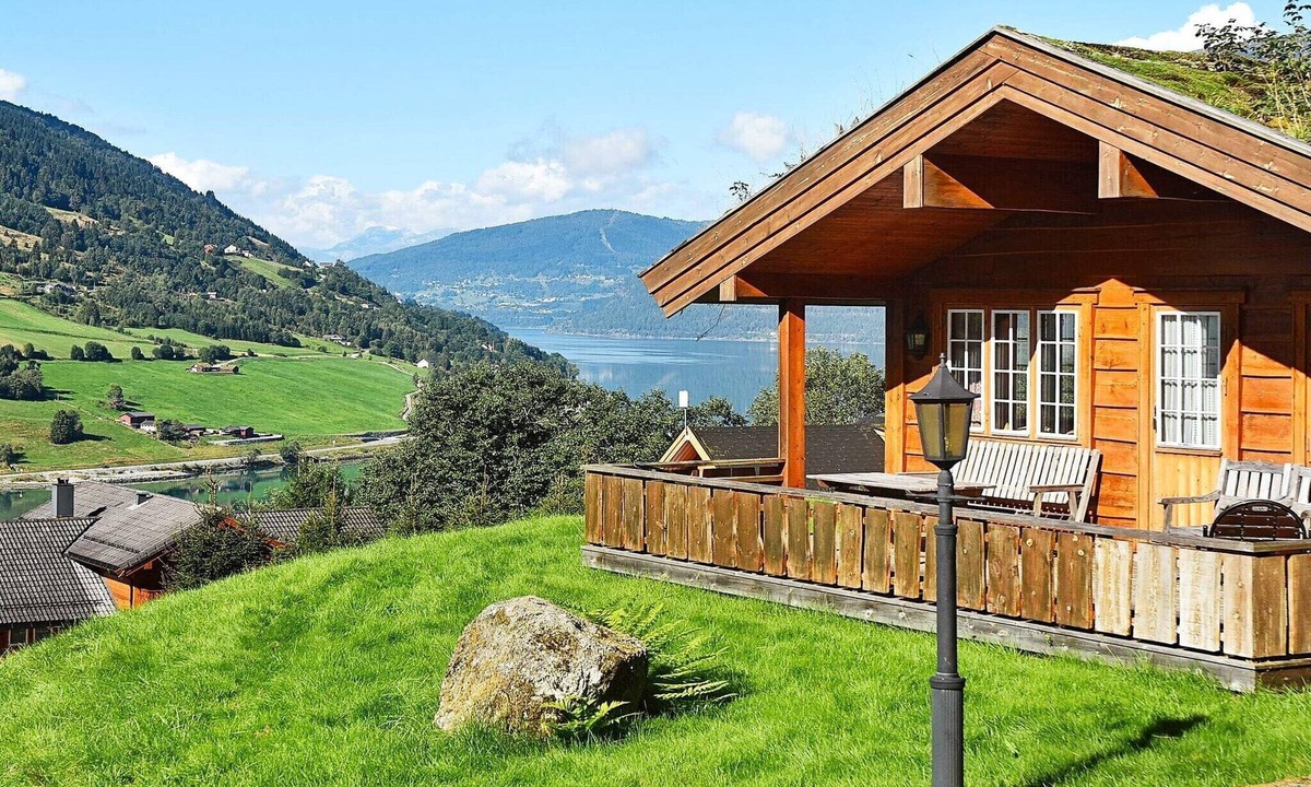 Olden House | 5 person holiday home in olden