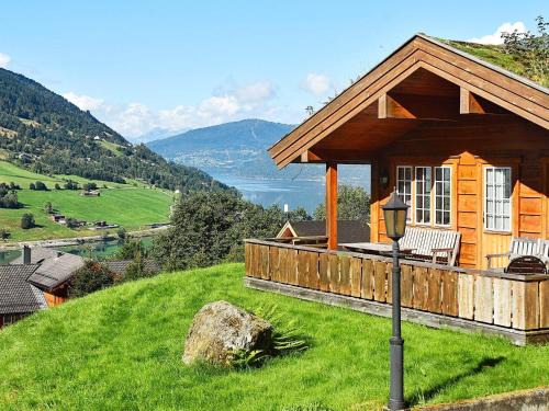 Olden House | 5 person holiday home in olden