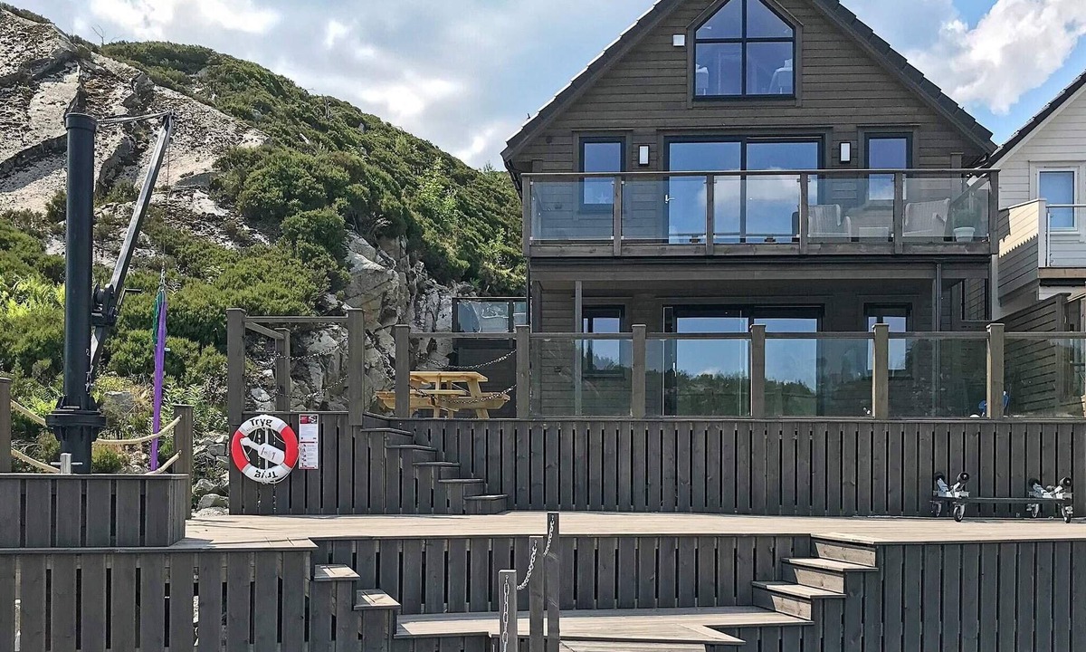 Bomlo House | 5 star holiday home in Urangsvåg