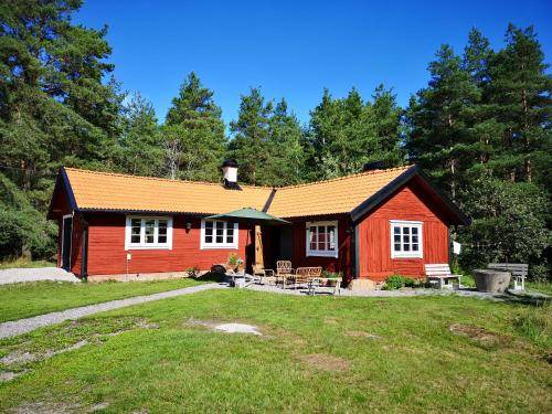 Lillykyrka House | 50 m² House ∙ 1 bedroom ∙ 6 guests