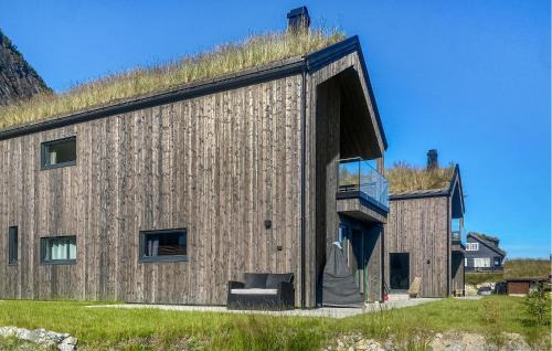 Valle House | 6 Bedroom Lovely Home In Brokke