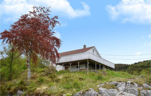 Lindas House | 6 Bedroom Lovely Home In Seim