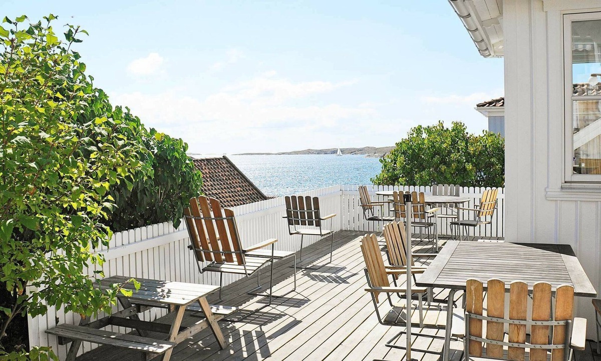 Halleviksstrand House | 6 person holiday home in HÄLLEVIKSSTRAND-By Traum