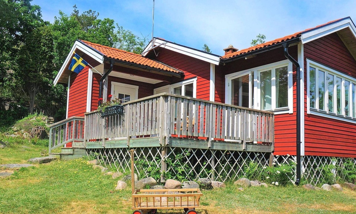 Sundsandvik House | 6 person holiday home in UDDEVALLA