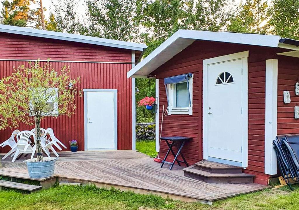 Monsteras House | 6 person holiday home in MÖNSTERÅS
