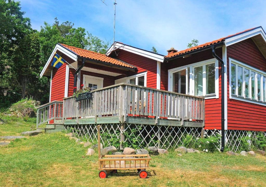 Sundsandvik House | 6 person holiday home in UDDEVALLA