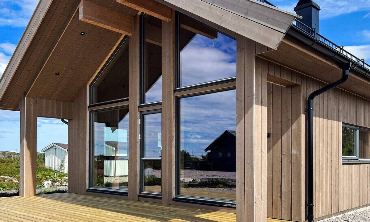 Averoy Municipality House | 6 person holiday home in Averøya