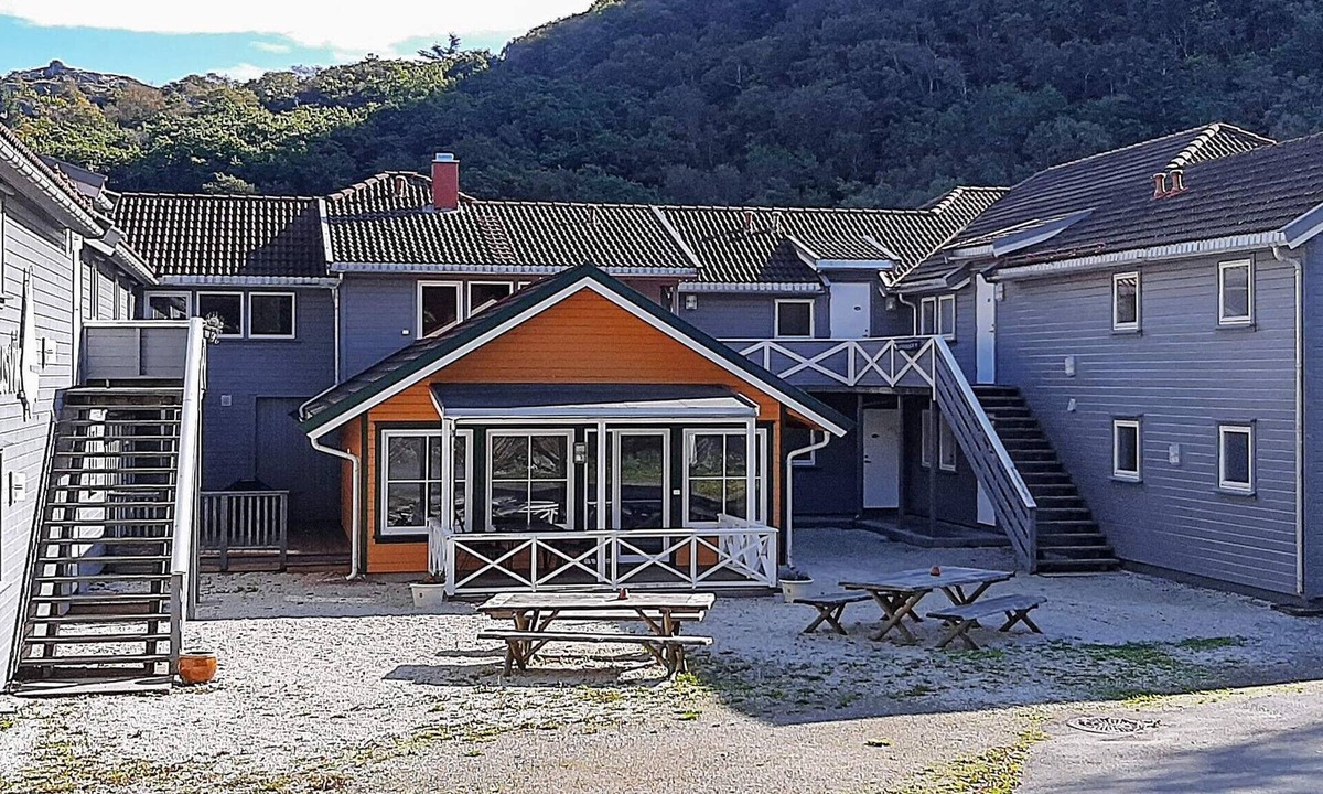 Lyngdal Apartment | 6 person holiday home in lyngdal