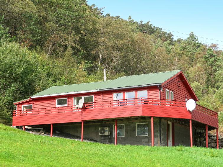 Tysnes House | 65 m² House ∙ 4 bedrooms ∙ 8 guests