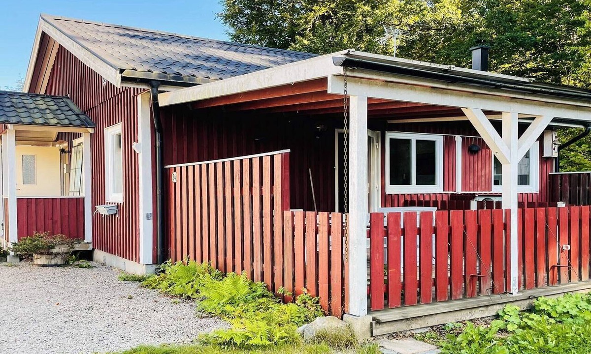 Olofstrom House | 7 person holiday home in Olofström