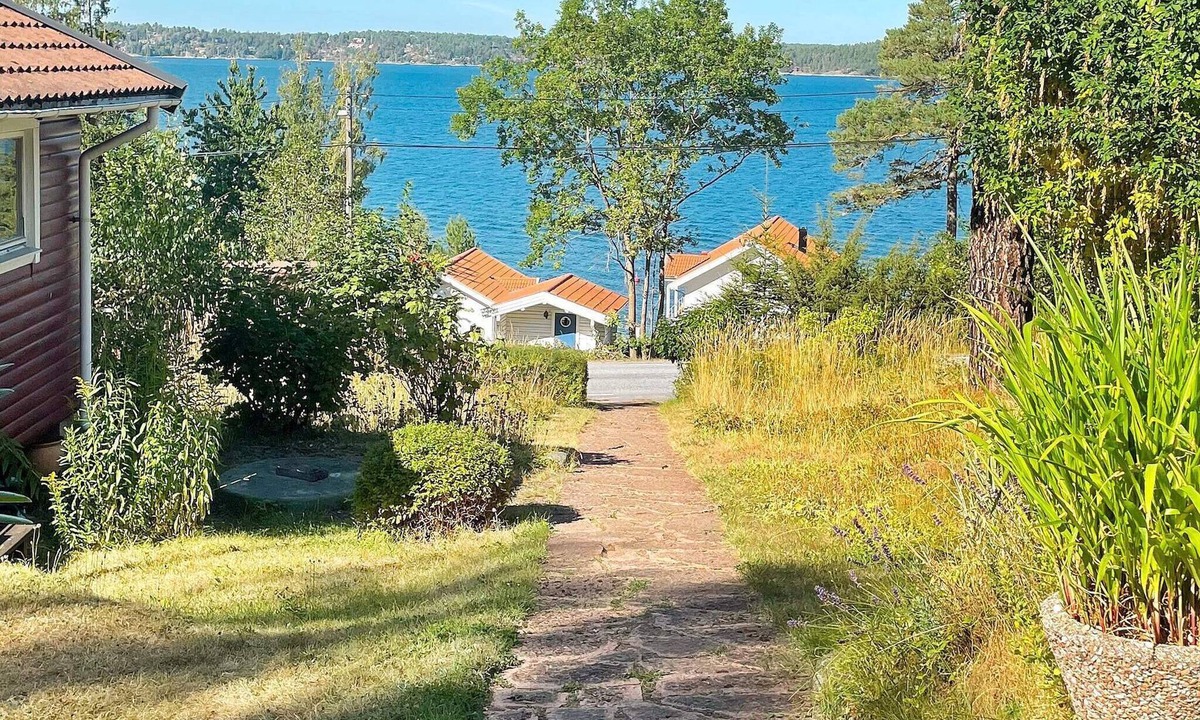 Tyreso House | 7 person holiday home in TYRESÖ-By Traum
