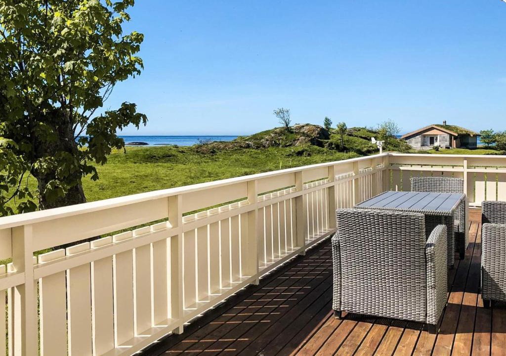 Bremanger House | 8 person holiday home in Bremanger