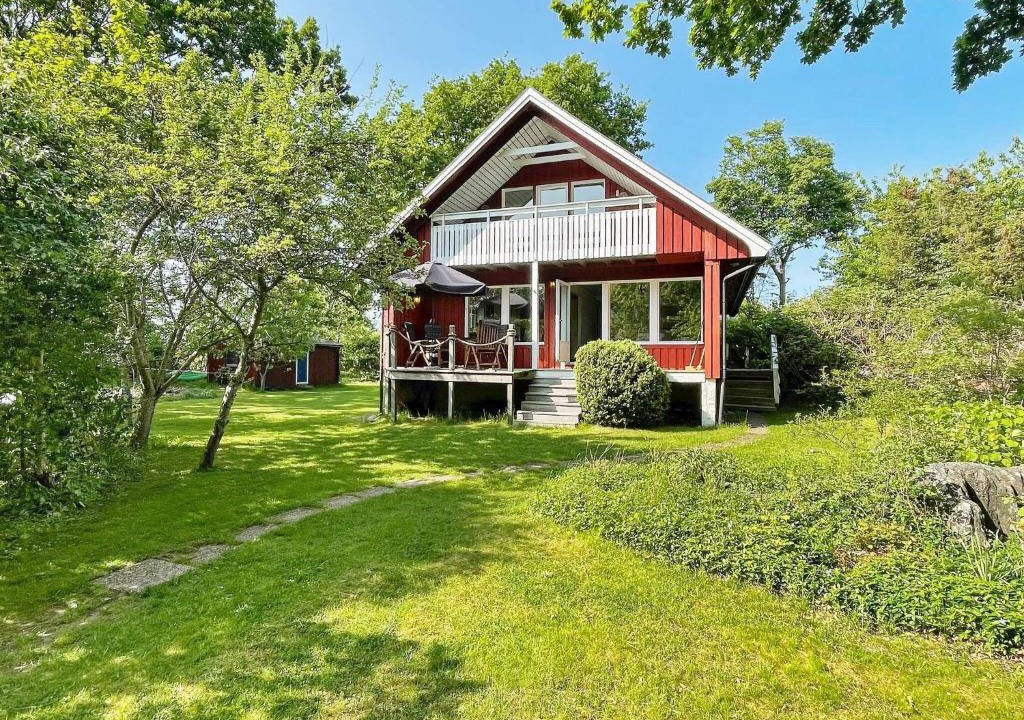 Branno House | 8 person holiday home in BRäNNö-By Traum