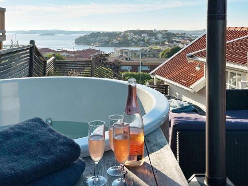 Ellos House | 8 person holiday home in ELLÖS