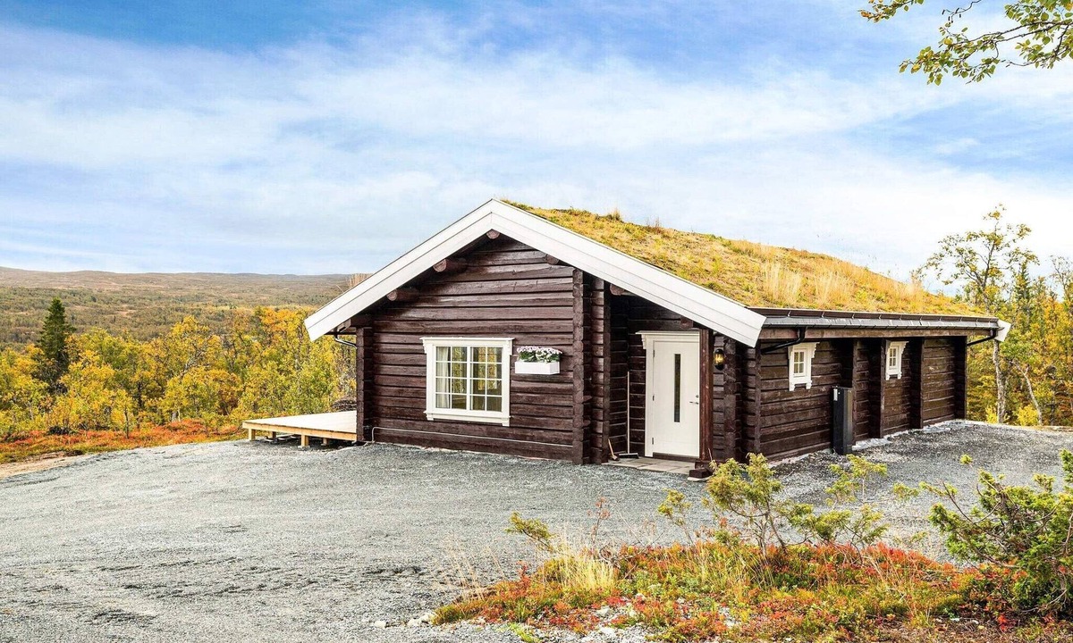 Holtalen House | 8 person holiday home in Ålen