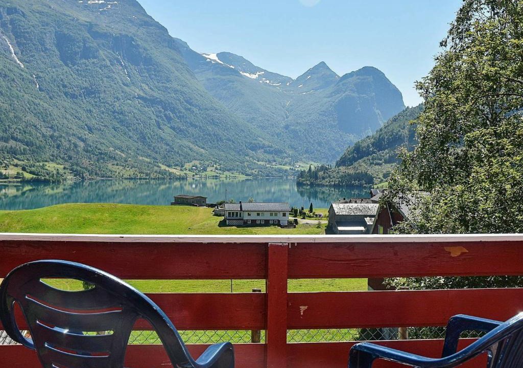 Olden House | 8 person holiday home in olden