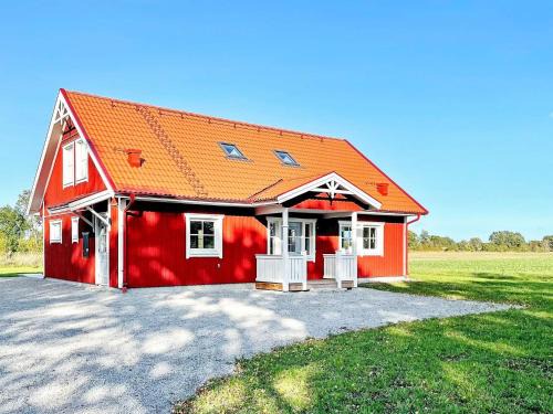 Sodvik House | 8 person holiday home in LÖTTORP-By Traum