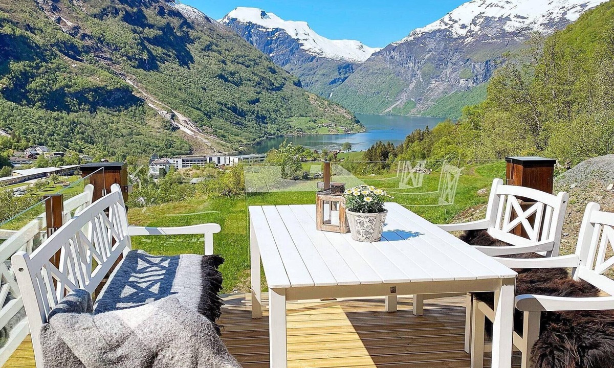 Geiranger House | 9 person holiday home in Geiranger-By Traum