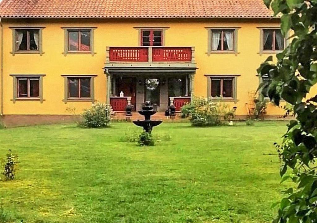 Kvicksund House | 9 person holiday home in KVICKSUND