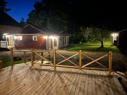 Ullared Resort | Almas gård