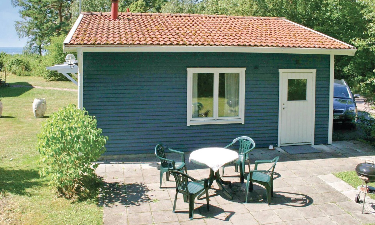 Farjestaden House | Amazing home in Färjestaden with WiFi