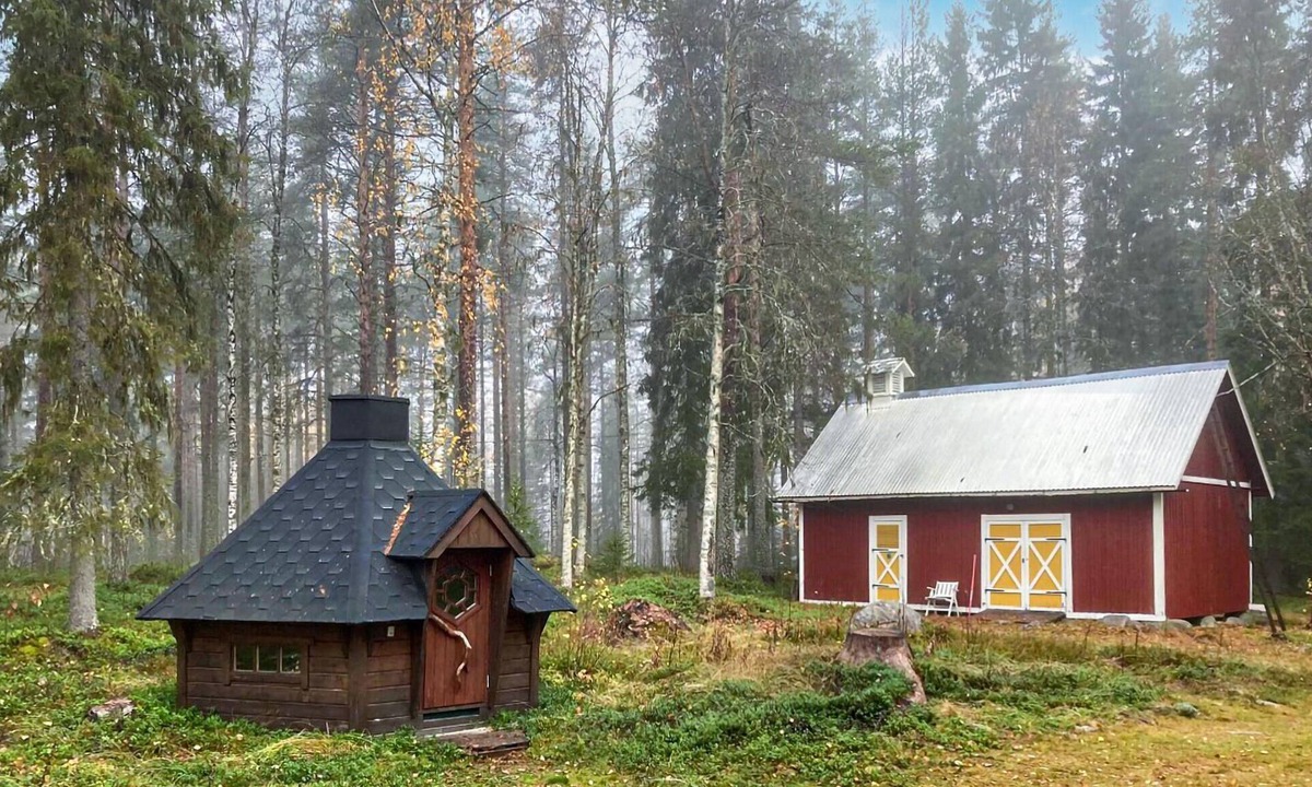 Niemisel House | Amazing home in Forsnäs with sauna