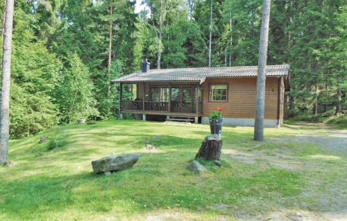Vathult House | Amazing Home In Gislaved With Lake View
