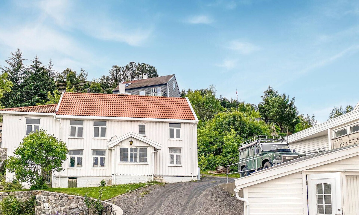 Kristiansund House | Amazing home in Kristiansund with house sea view
