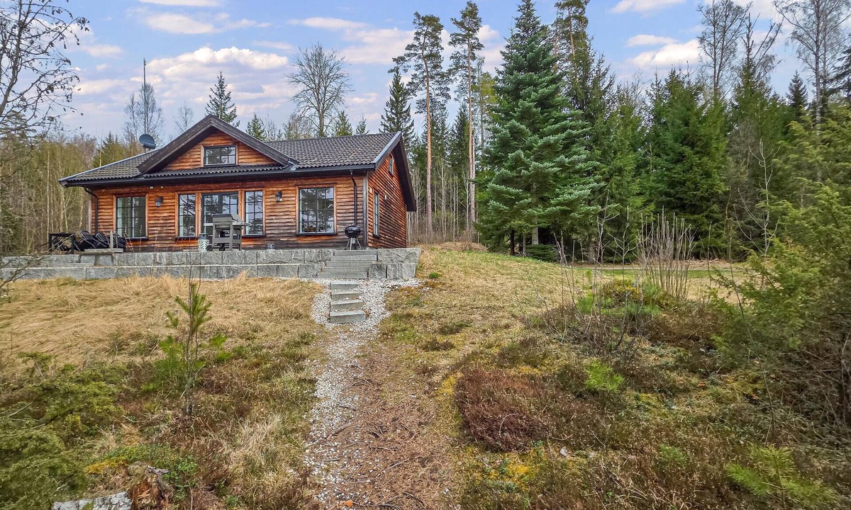 Marker House | Amazing home in ørje with WiFi