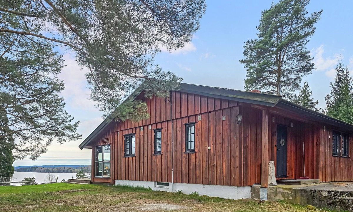 Marker House | Amazing home in ørje with house sea view