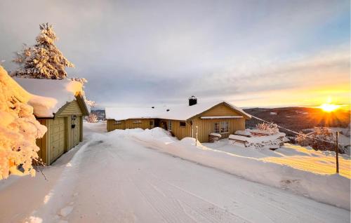 Tretten House | Amazing Home In Svingvoll
