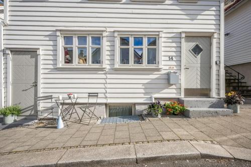 Stavanger Apartment | Apartment in a house in Stavanger city center