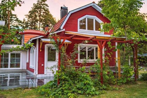 Orebro Apartment | Apartment in recreational area close to the city