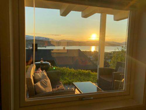 Tromsdalen Apartment | Apartment with a view 1 and 2