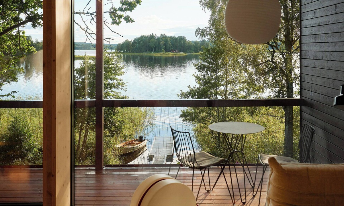 Saffle Municipality House | Architect-designed cabin with Harefjord views