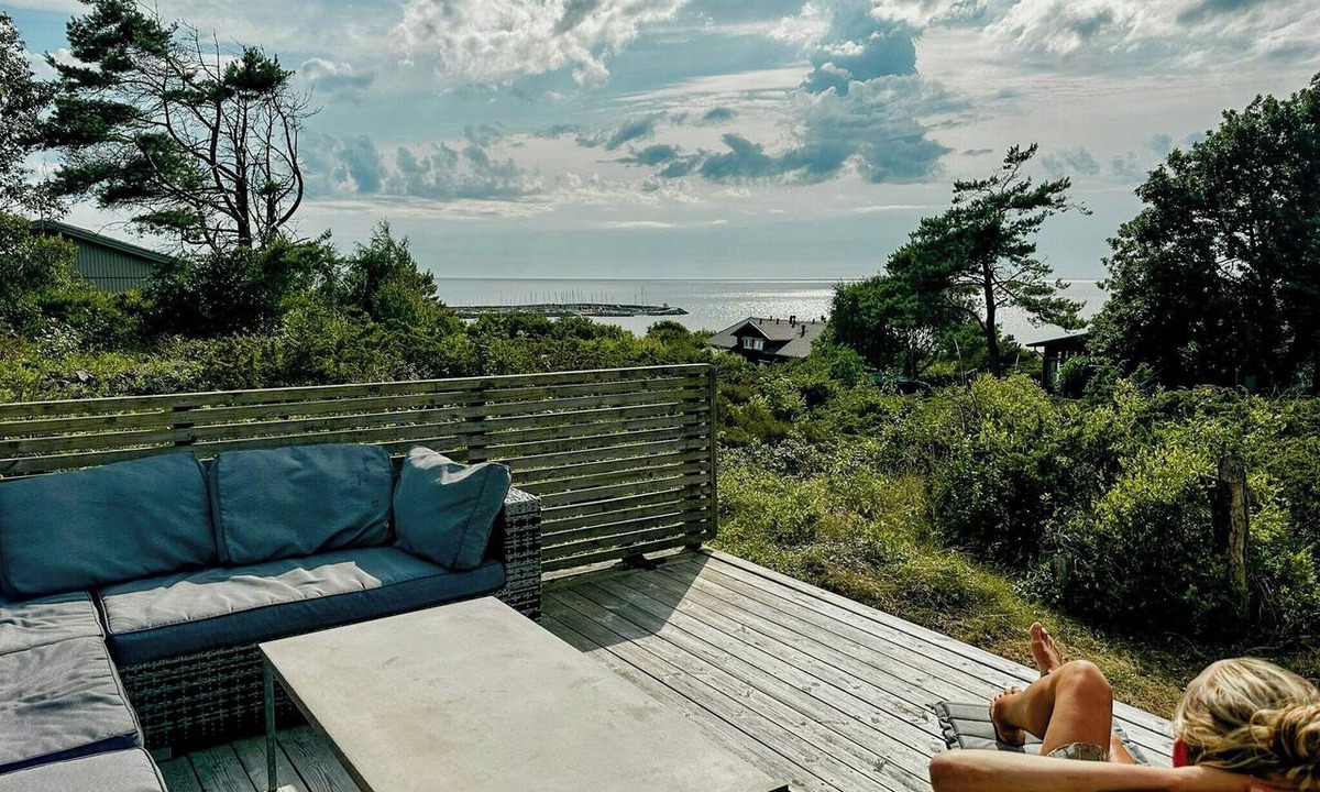 Haverdal House | Architect-designed cottage where sea meets forest