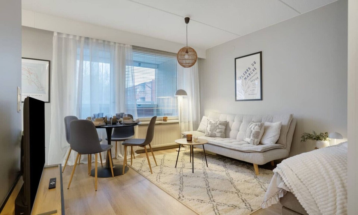 Rovaniemi Apartment | Arctic City Studio, private sauna By Lapland Host