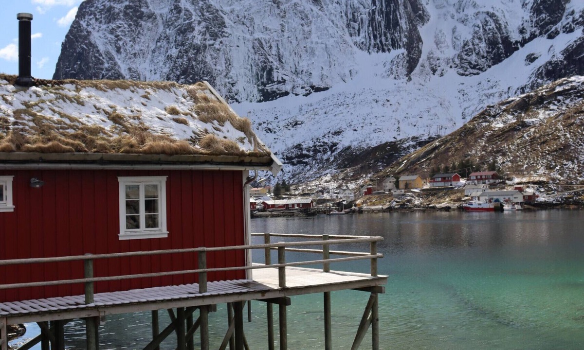 Moskenes Cabin | Aronbua - Valen Cabins