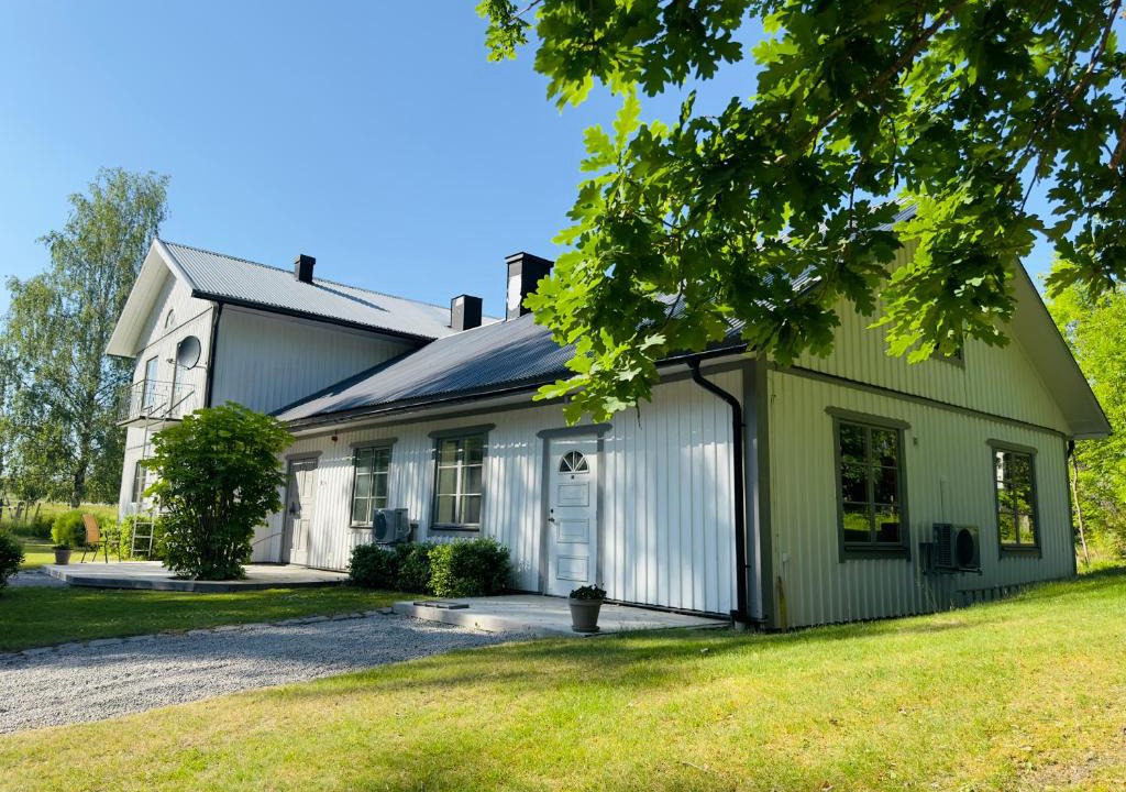 Aspabruk Bed & Breakfast | Aspa Herrgård - Handelshuset
