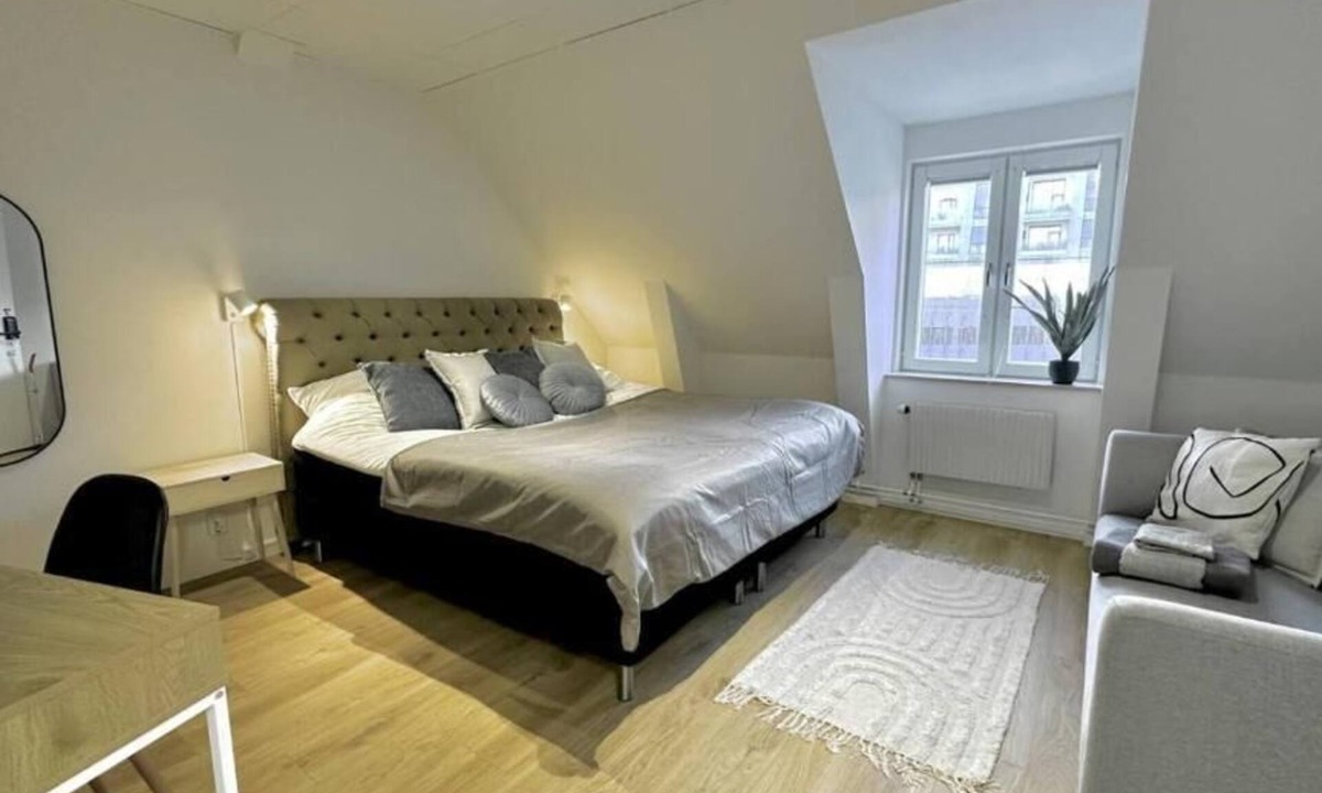 Boras Hotel | Attic Hostel