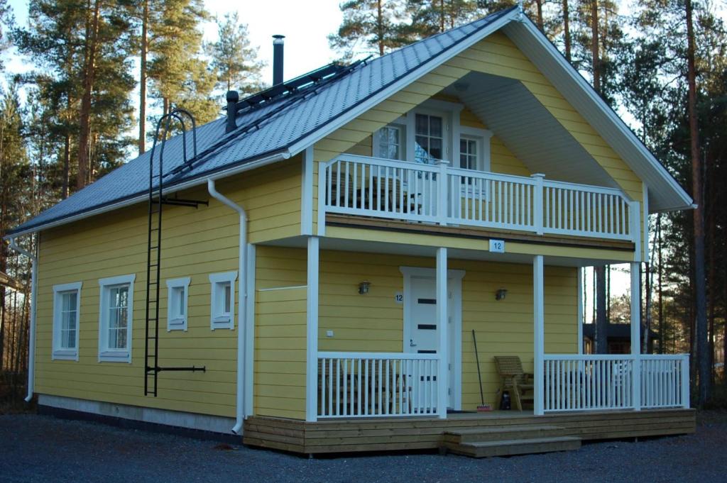 Seinajoki Ski Chalet | Aurinkolinna 12