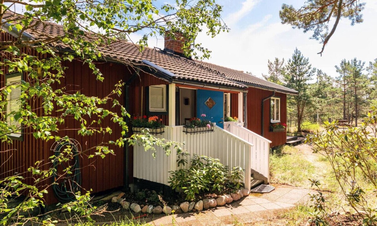 Stavsnas House | Authentic Swedish Family Home in the Archipelago