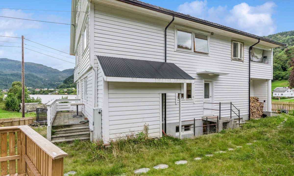 Strandebarm Apartment | Awesome apartment in Strandebarm