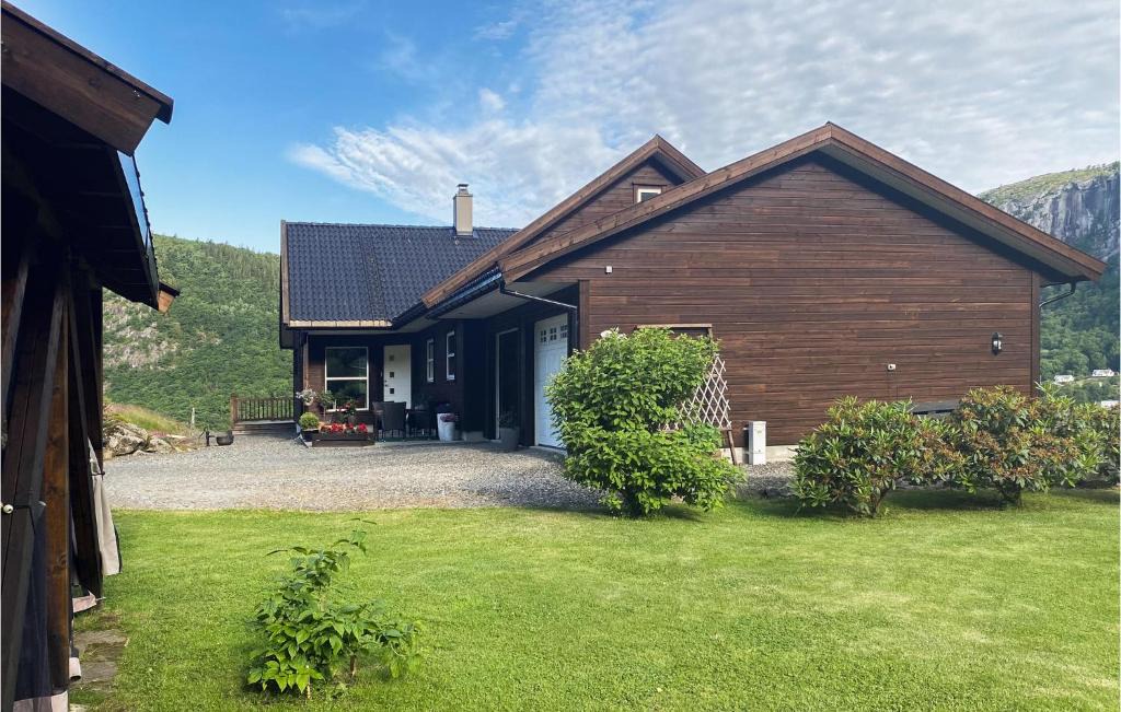 Farsund House | Awesome Home In Farsund With Wifi