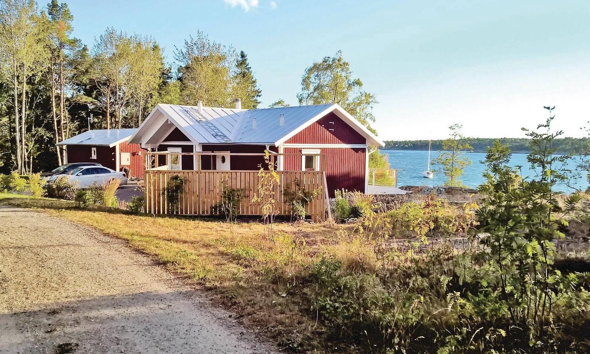 Grisslehamn House | Awesome home in Grisslehamn